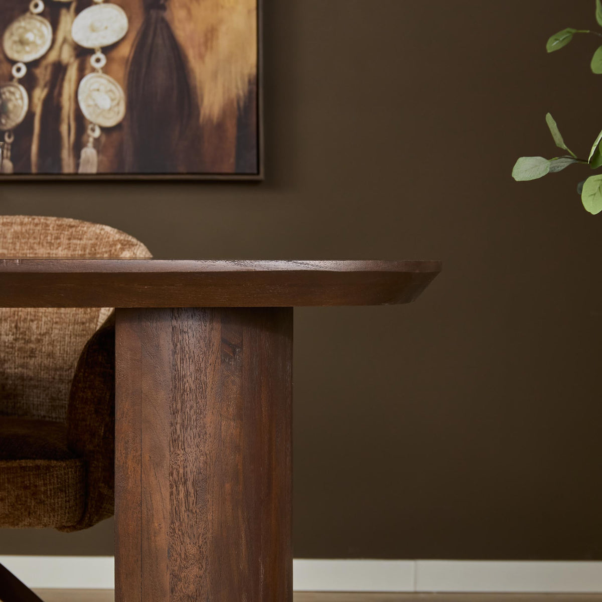 Dining table – Mango wood, Brown color, Half-round legs – Maré | Starfurn