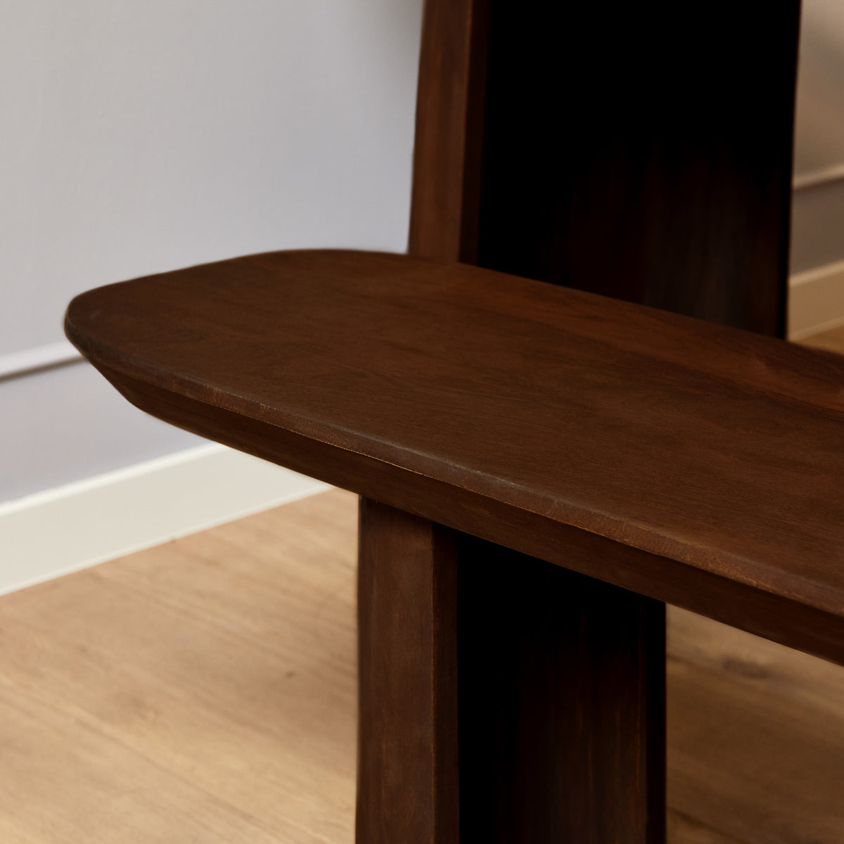 Esszimmerbank – Braunes Mangoholz, Halb Runde Beine, Massives Design 180 cm – Maré | Starfurn