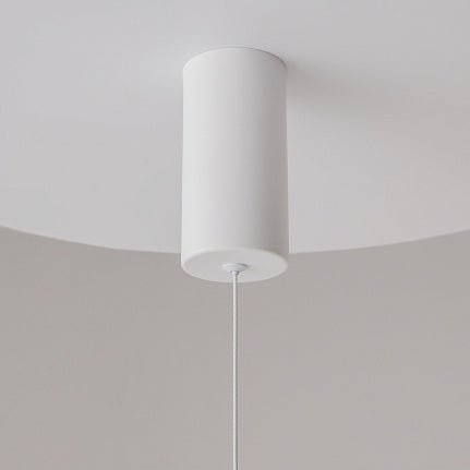 Pendelleuchte Weißes Aluminiumgehäuse mit weißem Acryl - Diffusor und integrierter LED – Arc | Maytoni - Esszett Luxury | Stilvolles Wohnen mit Charakter
