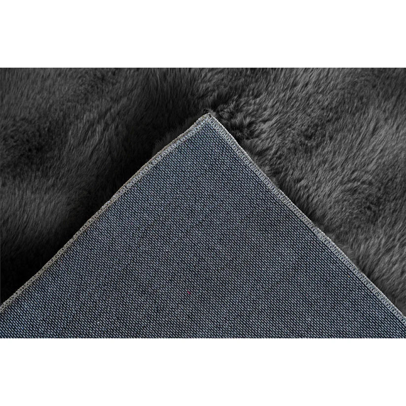 Teppich – Cloud-Soft Hochflor Komfort, 3D Tiefen Design, Schwarze Farbe, 120 x 160 cm - Hailey 125 | Kayoom