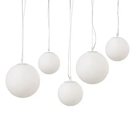 Pendant Lamp Matte White Metal Matte White Glass Cluster Design – Basic Form | Maytoni