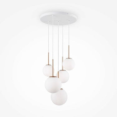 Pendelleuchte Goldfarbenes Metall Mattweiße Glaskugeln Cluster - Design – Basic Form | Maytoni - Esszett Luxury | Stilvolles Wohnen mit Charakter