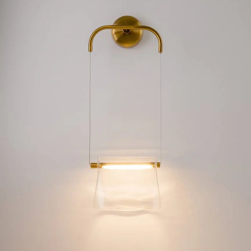 Brass wall lamp, metal base, transparent glass diffuser, integrated 8W LED 3000K – Cabaret| Maytoni