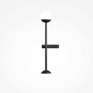 Wandleuchte aus schwarzem Metall mit zwei weißen Glaskugeln und Touch - Dimmer | Maytoni - Esszett Luxury | Stilvolles Wohnen mit Charakter