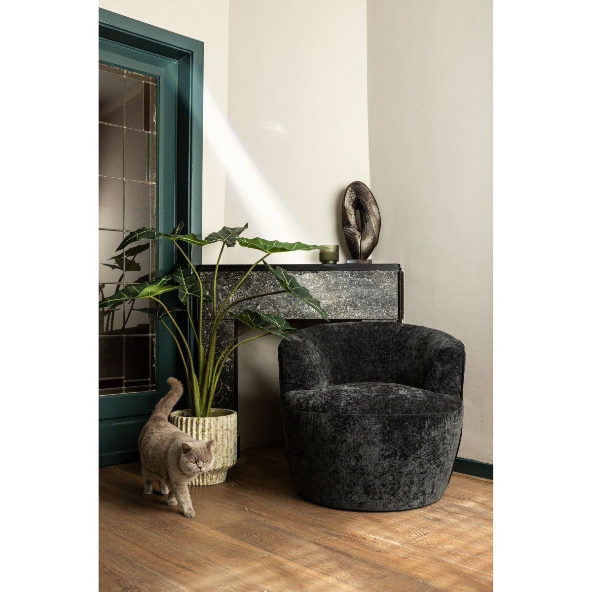 Statue - Neona Black von PTMD - Esszett Luxury | Stilvolles Wohnen mit Charakter