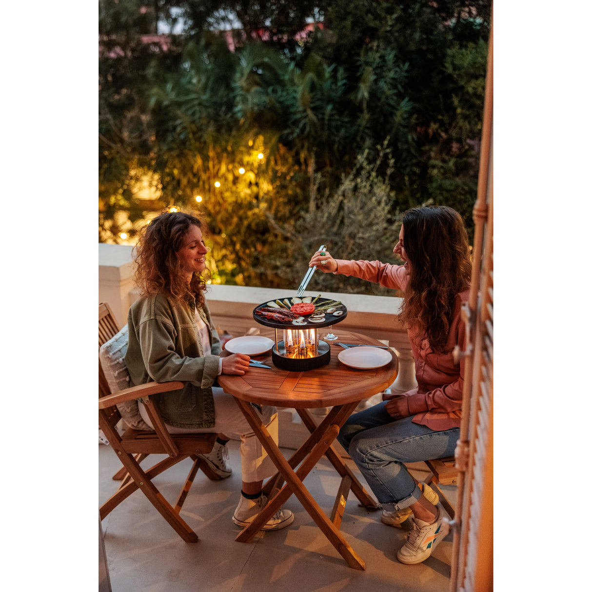 Tischgrill – Edelstahl Gehäuse, Gusseisen Plancha, Bioethanol Betrieb - CIRCLE 35 | höfats