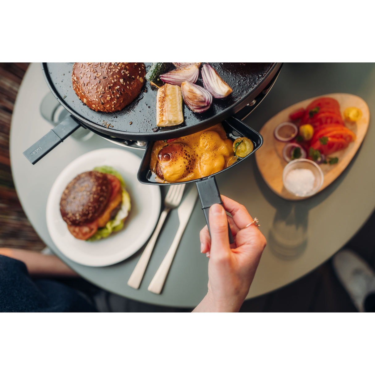 Tischgrill – Edelstahl Gehäuse, Gusseisen Plancha, Bioethanol Betrieb - CIRCLE 35 | höfats
