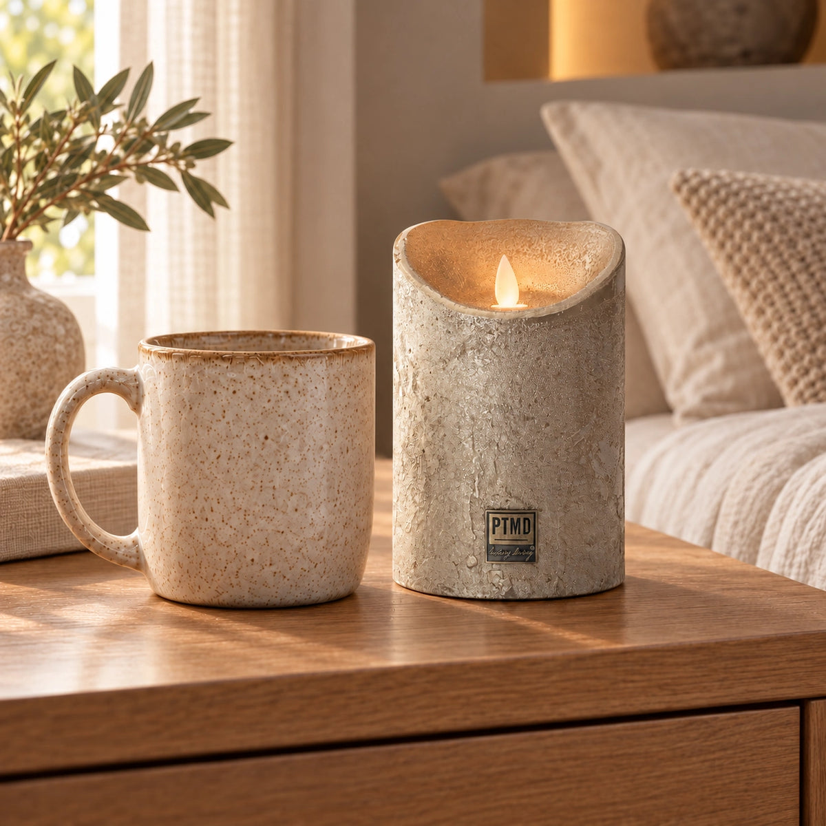 LED Candle L with moving flame and timer function - battery operated | PTMD