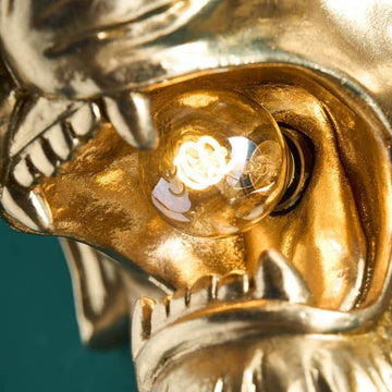Wandleuchte – Skulpturales Design, Tiermotiv, Polyresin-Konstruktion, Goldenes Finish – King Lion | WERNS
