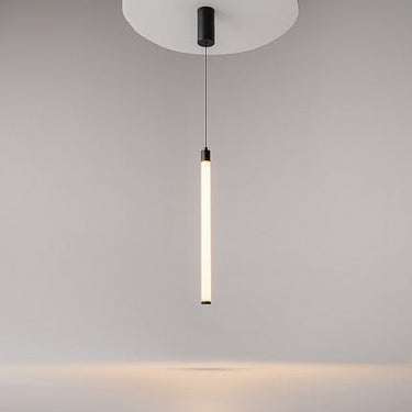 Pendelleuchte Schwarzes Aluminiumgehäuse mit weißem Acryl - Diffusor und integrierter LED – Arc | Maytoni - Esszett Luxury | Stilvolles Wohnen mit Charakter