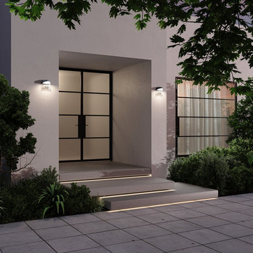 Wandleuchte mit graphitfarbener Aluminiumsäule und mattweißem Acryl - Diffusor – Gloss | Maytoni - Esszett Luxury | Stilvolles Wohnen mit Charakter