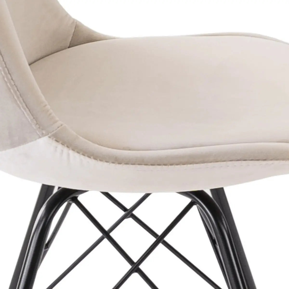 Esszimmerstuhl – Velvet Stoff, Metallgestell, Kuipform Design, Champagner Farbe - Velvet | Kick