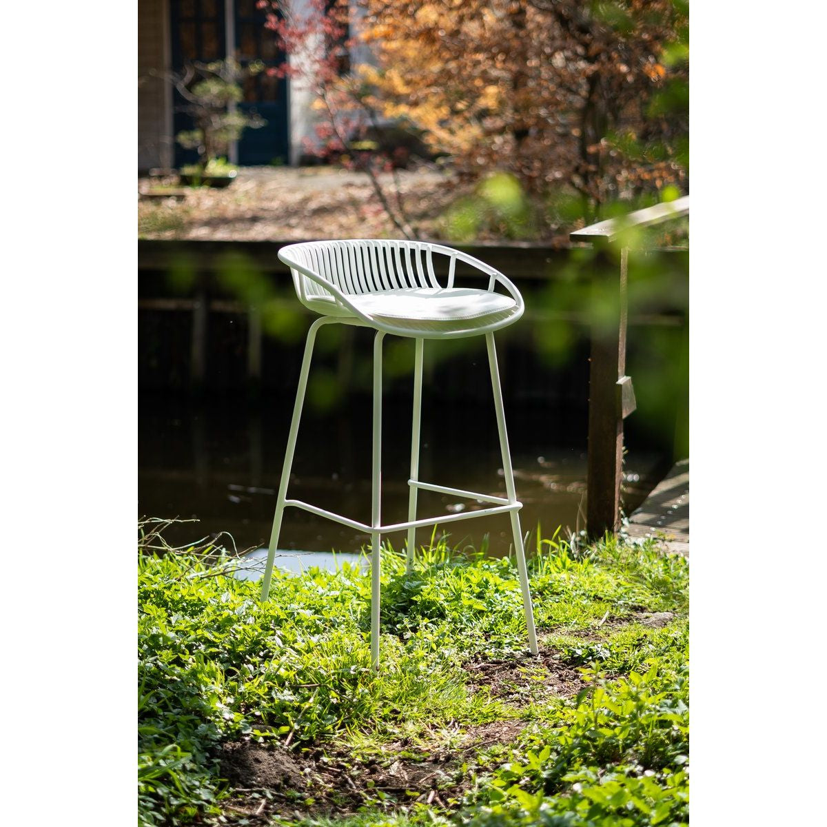 Gartenbarhocker – Kunststoff Schale, Metallgestell, Weiße Farbe - Rio | Kick Collection