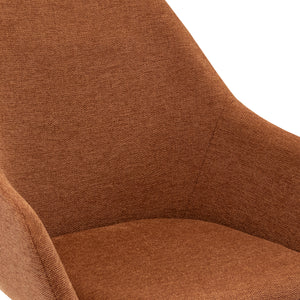 Esszimmerstuhl – Terrakotta Ton, Texturstoff Bezug, Armlehnen Design - Guus | Kick Collection
