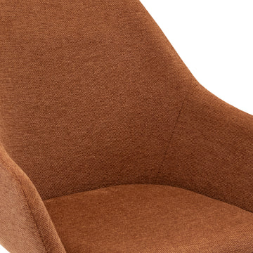 Esszimmerstuhl – Terrakotta Ton, Texturstoff Bezug, Armlehnen Design - Guus | Kick Collection