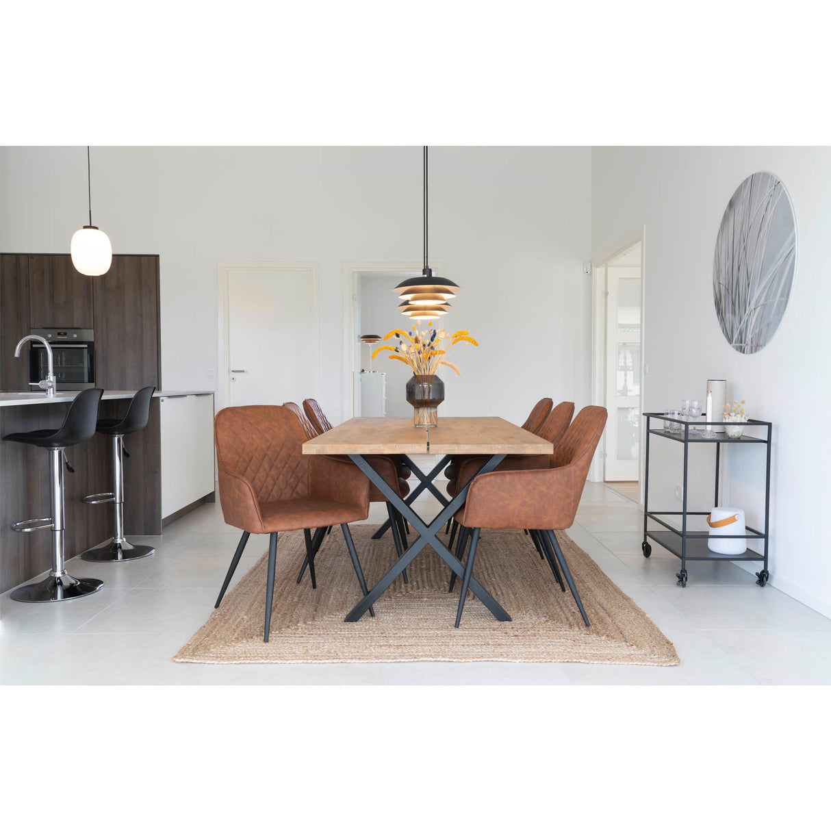 Esszimmerstuhl – Vintage-Braun, PU-Lederbezug, Schwarzes Metallgestell - Harbo | House Nordic