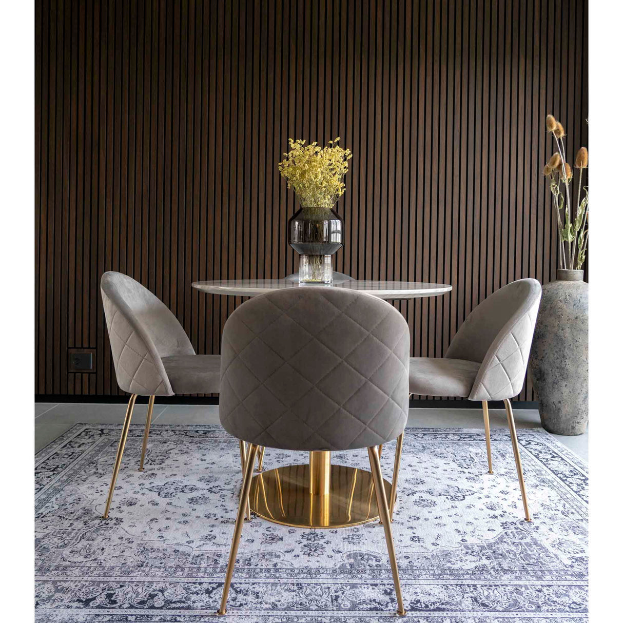 Esszimmerstuhl – Grauer Samt, Messingbeine, 76 cm - Geneve | House Nordic