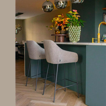 Barstuhl – Texturstoff, Metall Gestell, Armlehne Design, Champagner - Suus | Kick