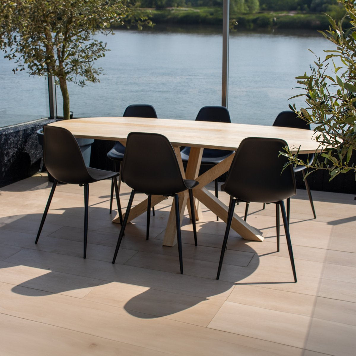 Gartenstuhl – Kunststoff Sitzschale, Metallgestell, Dunkelgraue Farbe - Nero | Kick Collection