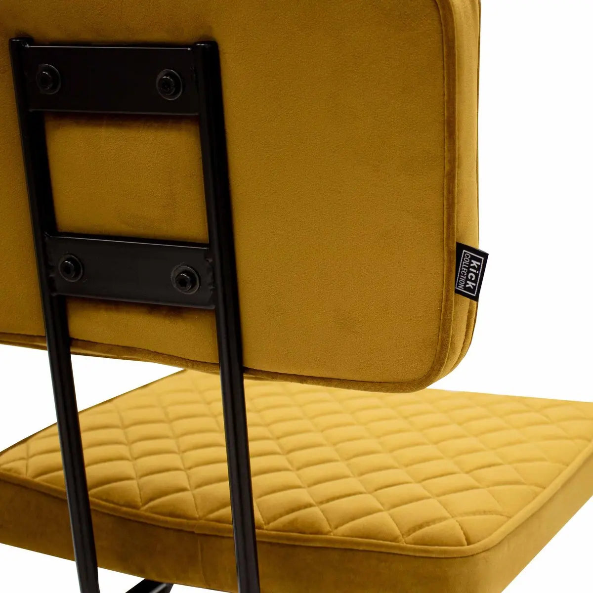 Esszimmerstuhl – Velvet Stoff, Rautensteppung, Goldene Farbe - Toby | Kick