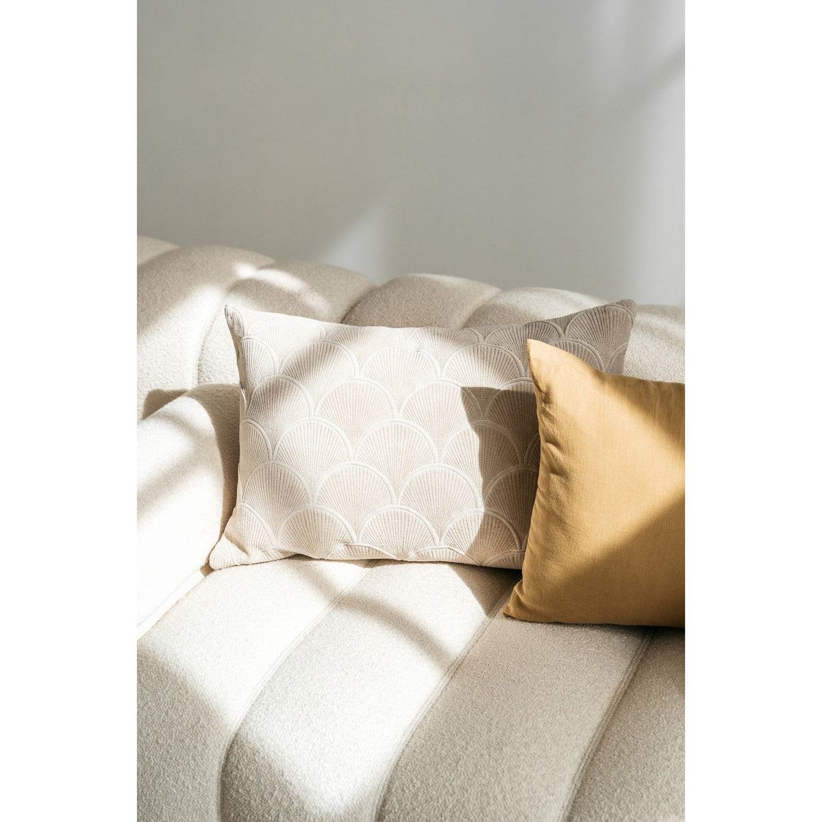 Cushion Cover – Washed Linen, Fine Structure, Tone-on-Tone Zipper – Scotty | Studio Femme Home