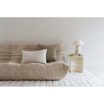 Beistelltisch – Travertinmarmor, Handgefertigte Verarbeitung, Polierte Oberfläche, Abgerundete Details – Jade | Studio Femme Home