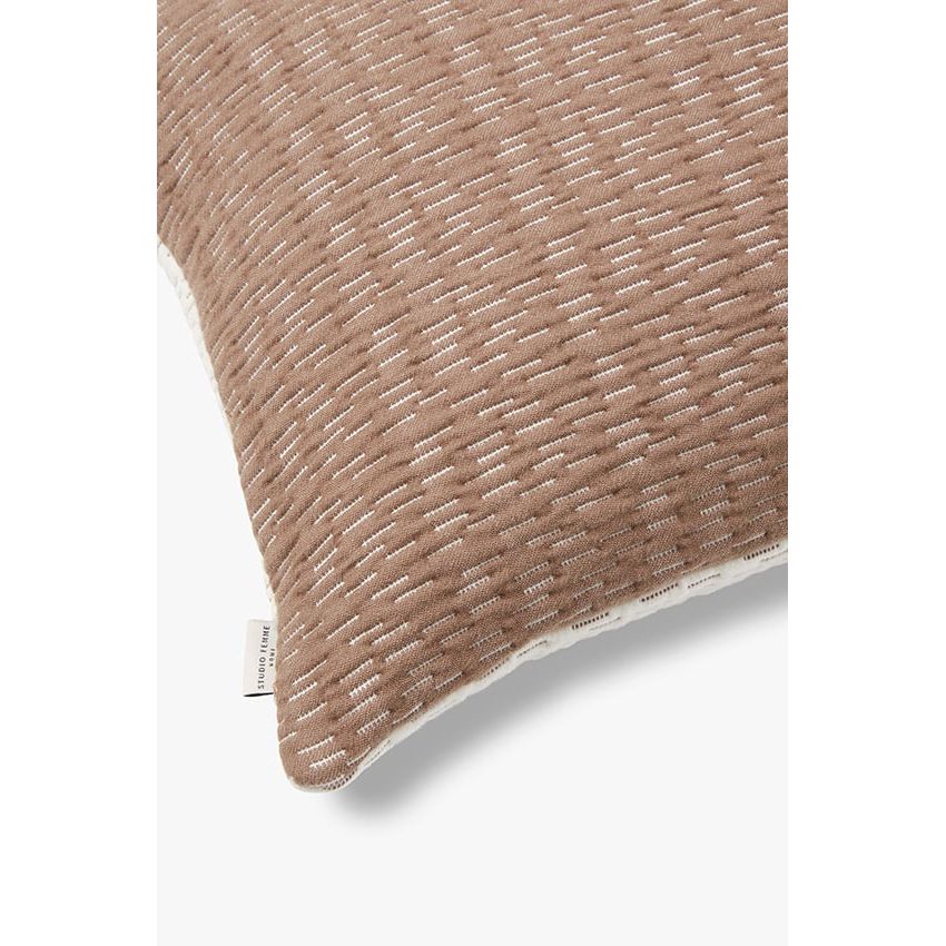 Kissenbezug – Bio-Baumwolle, Gestepptes Design, Braun-Ecru Farbe - Olivia | Studio Femme Home