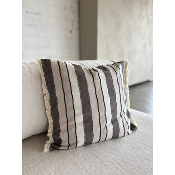 Kissenbezug – Bio-Baumwolle, Gewebtes Streifendesign, Naturfarbe - Holly | Studio Femme Home