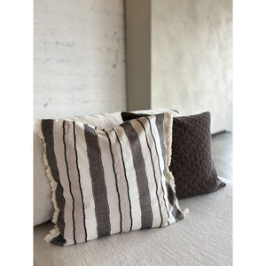 Kissenbezug – Bio-Baumwolle, Gewebtes Streifendesign, Naturfarbe - Holly | Studio Femme Home