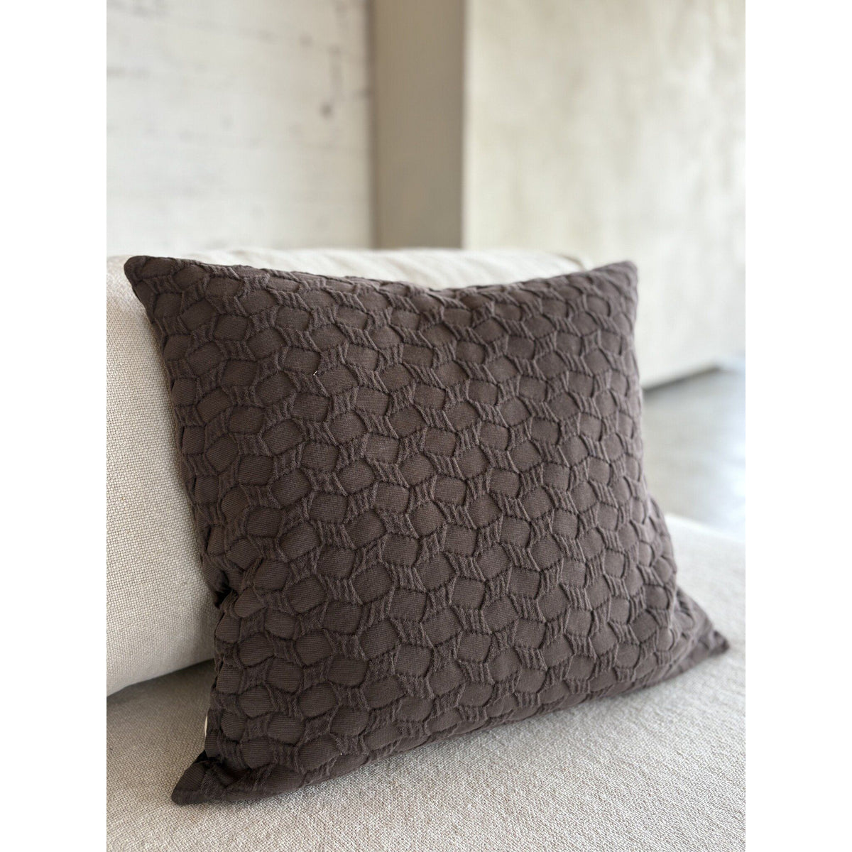 Cushion Cover - Jacquard Weave, Organic Cotton, Concealed Zipper, Artisanal Craftsmanship - Ella | Studio Femme Home