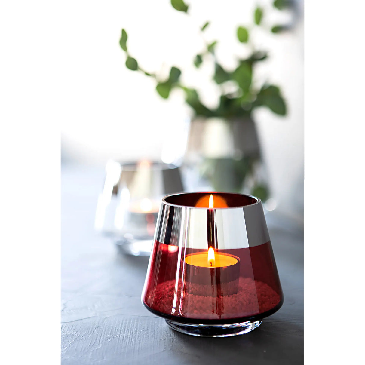 Teelichthalter – Mundgeblasenes Glas, Silberfarbener Rand, Stimmungsvolles Design - Jona | Fink Living