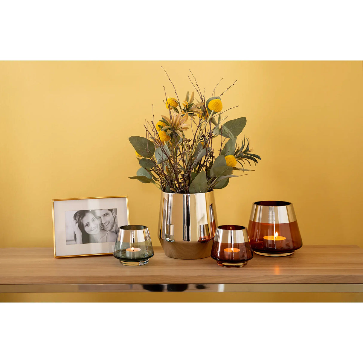 Teelichthalter – Mundgeblasenes Glas, Silberfarbener Rand, Stimmungsvolles Design - Jona | Fink Living
