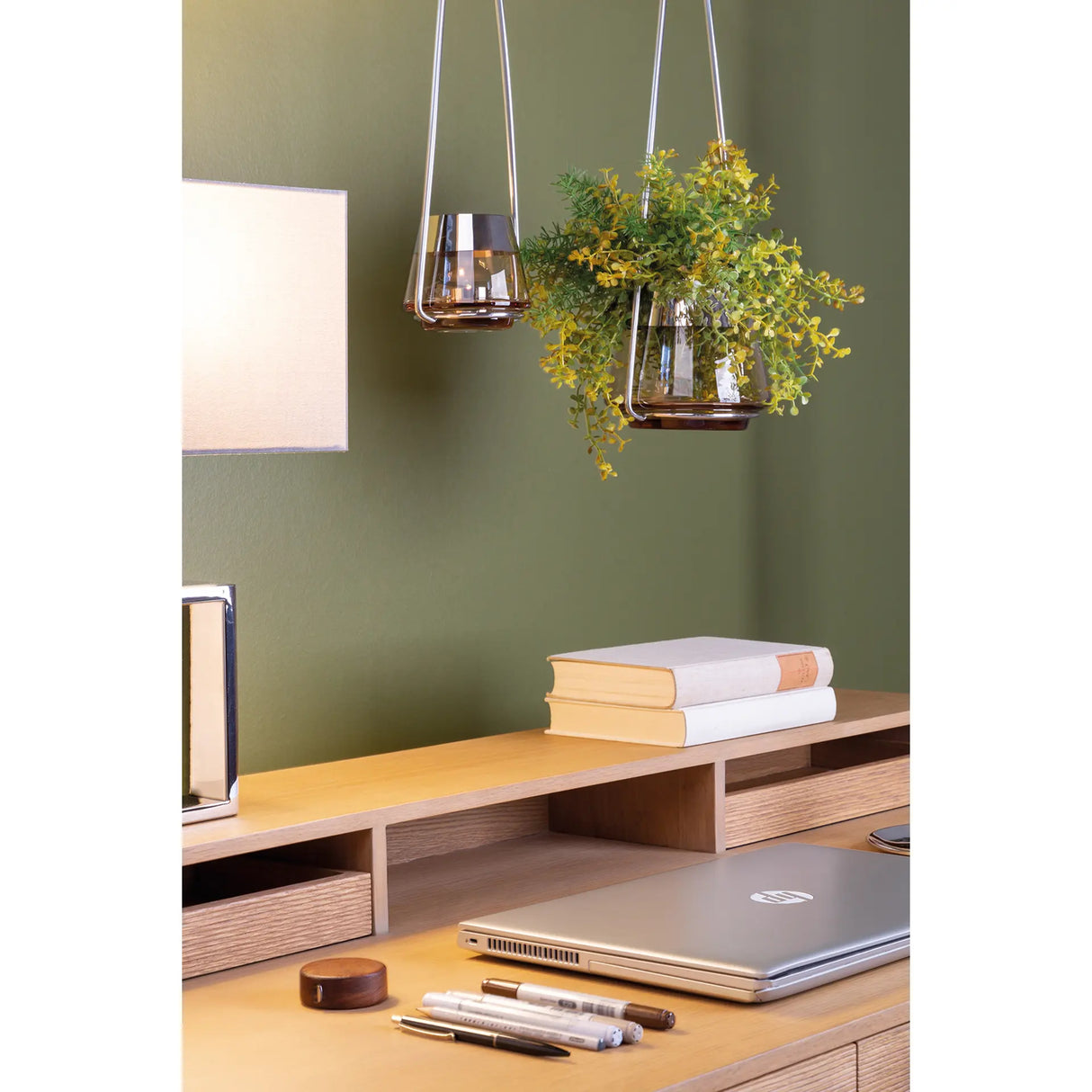 Teelichthalter – Mundgeblasenes Glas, Silberfarbener Rand, Stimmungsvolles Design - Jona | Fink Living