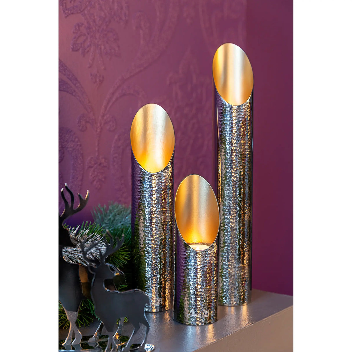 Teelichthalter – Gehämmertes Metall, Silberner Glanz, Gold innen - Firat | Fink Living