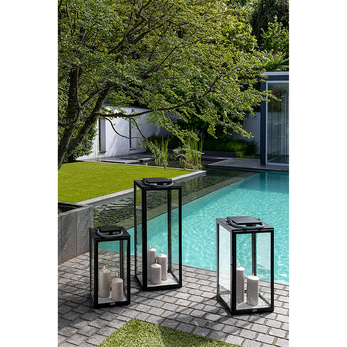 Laterne – Polierter Edelstahl, Klare Verglasung, Zeitlose Form - Sevilla | Fink Living
