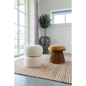 Pouf – Ockerfarbener Samt, Gerippte Oberfläche, 42 cm Höhe - Hampton | House Nordic