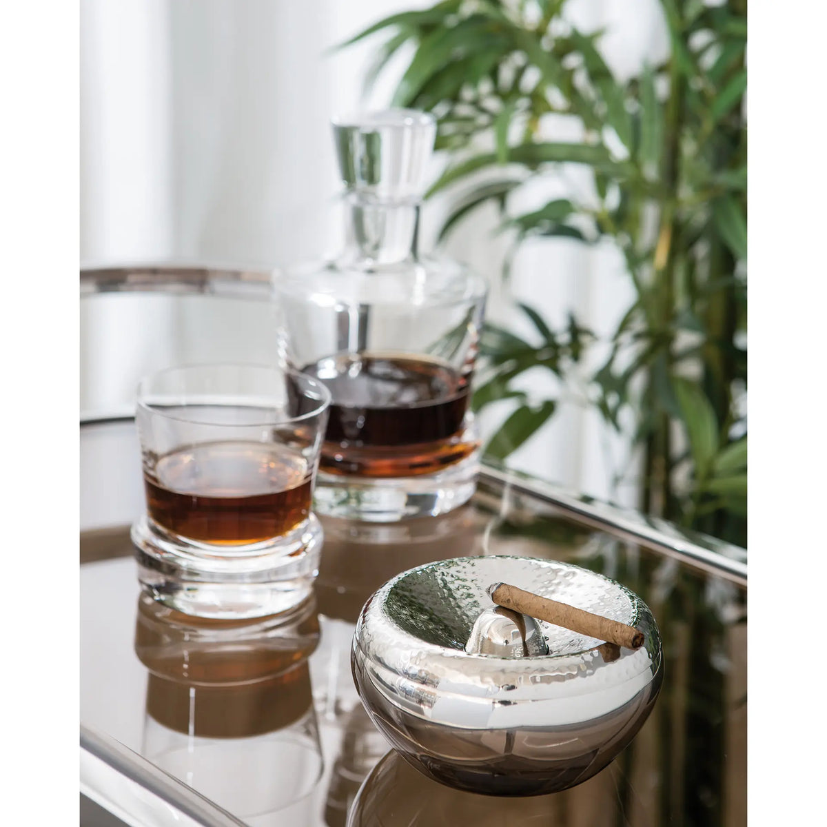 Aschenbecher – Edelstahl, Poliert, Hammerschlag - Apollo | Fink Living