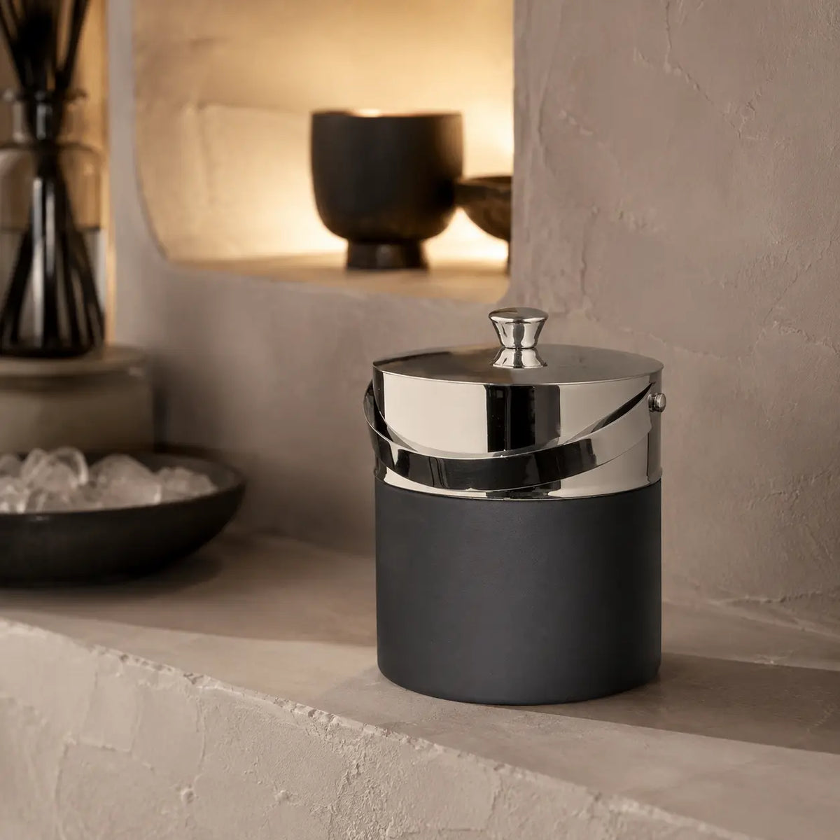 Eiswürfeleimer – Schwarzer Stahl, Mattes Finish, Exklusiver Look - Andor | Fink Living