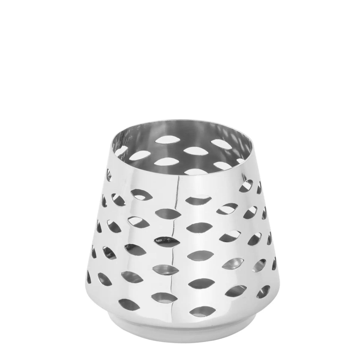 Windlicht – Durchbrochenes Design, Edelstahloptik, Dekorative Lichtakzente - Luma | Fink Living