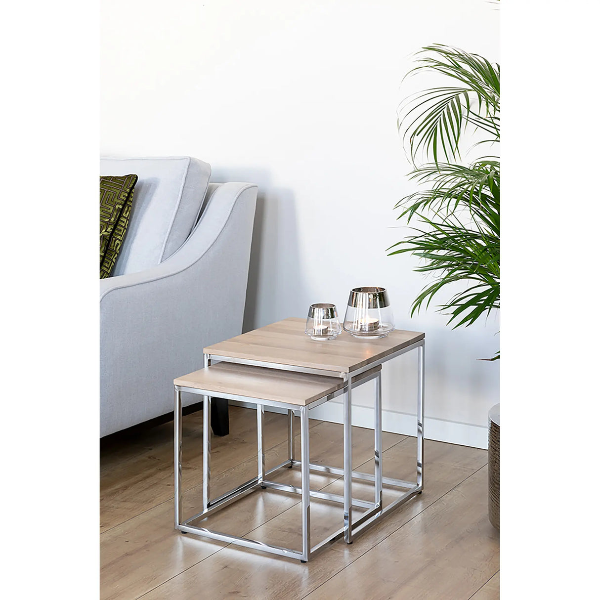 Beistelltisch – Edle Oberfläche, Schlanke Form, Eleganter Akzent - Novo | Fink Living
