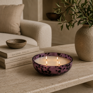 Duftkerze – Farbiges Glas, Sojawachs-Mix, Lange Brenndauer - Misha | Fink Living