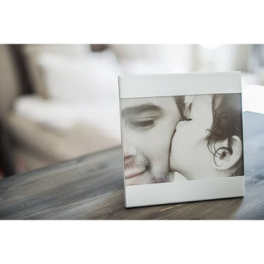 Picture Frame Nickel-plated Steel Casing, Simple Elegant Design, Available in Satin or High-gloss – Zak | Philippi