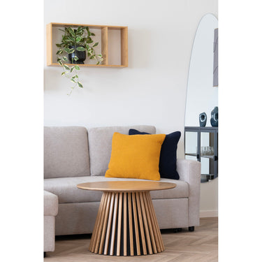 Coffee table – Oak veneer, natural color, timeless round silhouette – Osaka | House Nordic