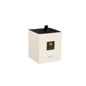 Duftkerze mit Lederdetail & handveredeltem Finish (1,4 kg) L  – Clean Linen | PTMD
