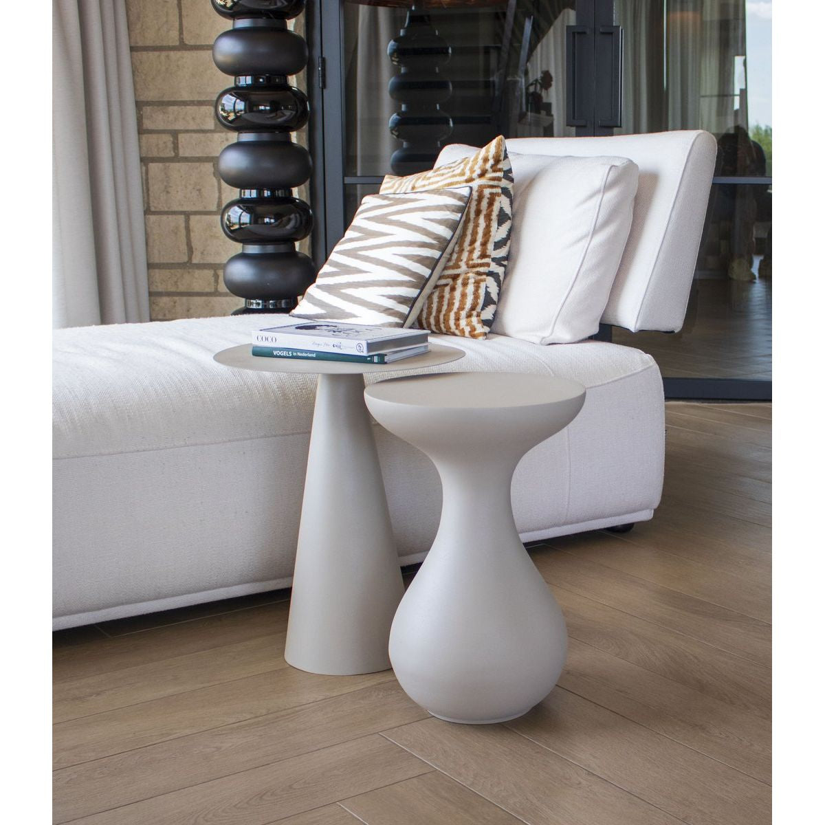 Beistelltisch – Schwarze Farbe, Aluminium, Für Innen und Außen - Dez | Kick Collection
