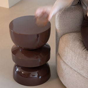 Beistelltisch – Ockergelbe Farbe, Glänzende Oberfläche, Skulpturales Design - Esra | Kick Collection