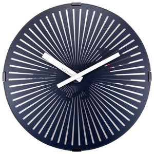 Wanduhr – Bewegender Hund, Robustes Gehäuse, Spaßiges Design | NeXtime