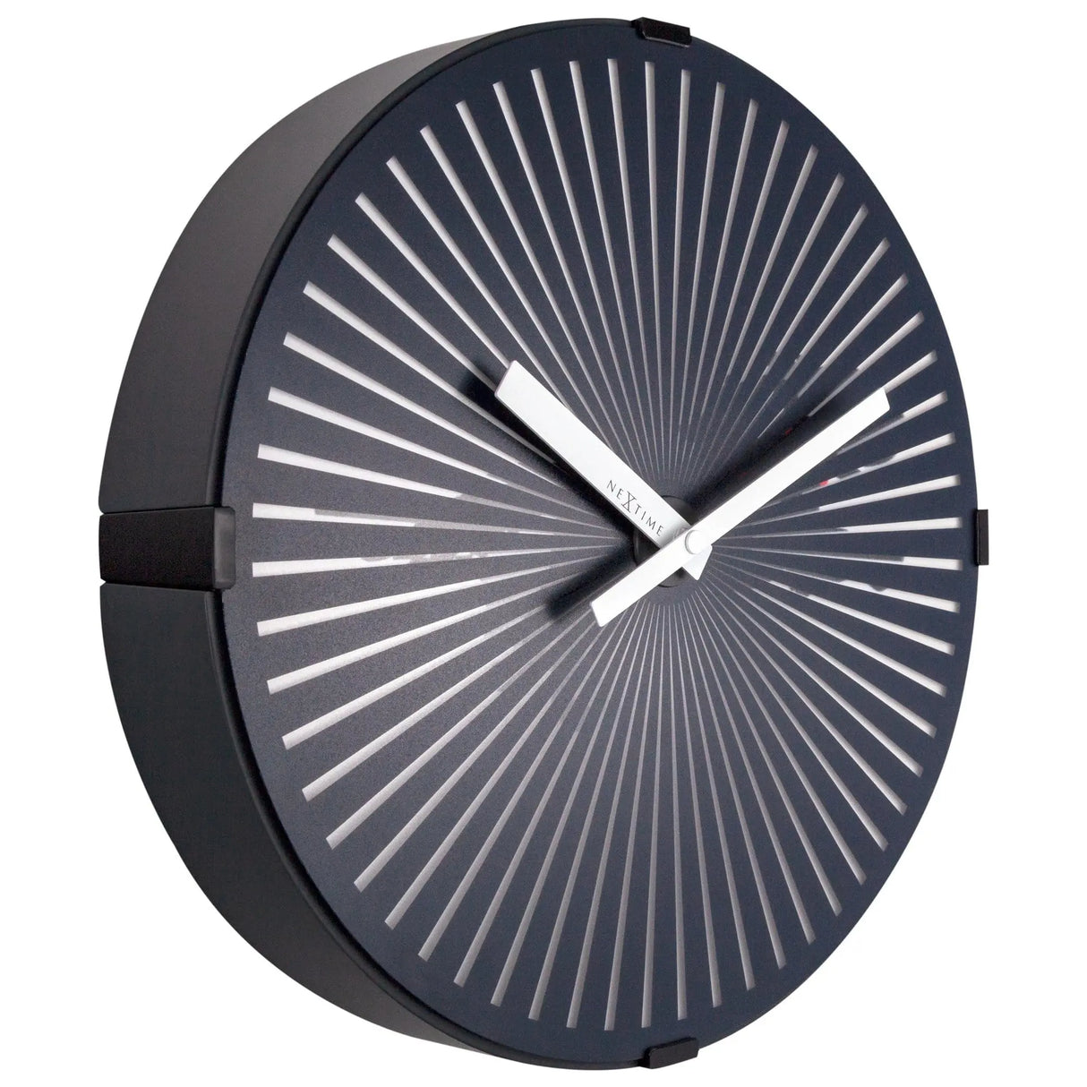 Wanduhr – Bewegender Hund, Robustes Gehäuse, Spaßiges Design | NeXtime