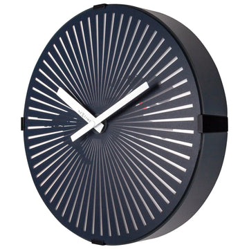 Wanduhr – Bewegender Hund, Robustes Gehäuse, Spaßiges Design | NeXtime