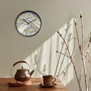 Wanduhr – Abstrakte Kois, Bewegte Wellen, Stilles Werk - Koi | NeXtime